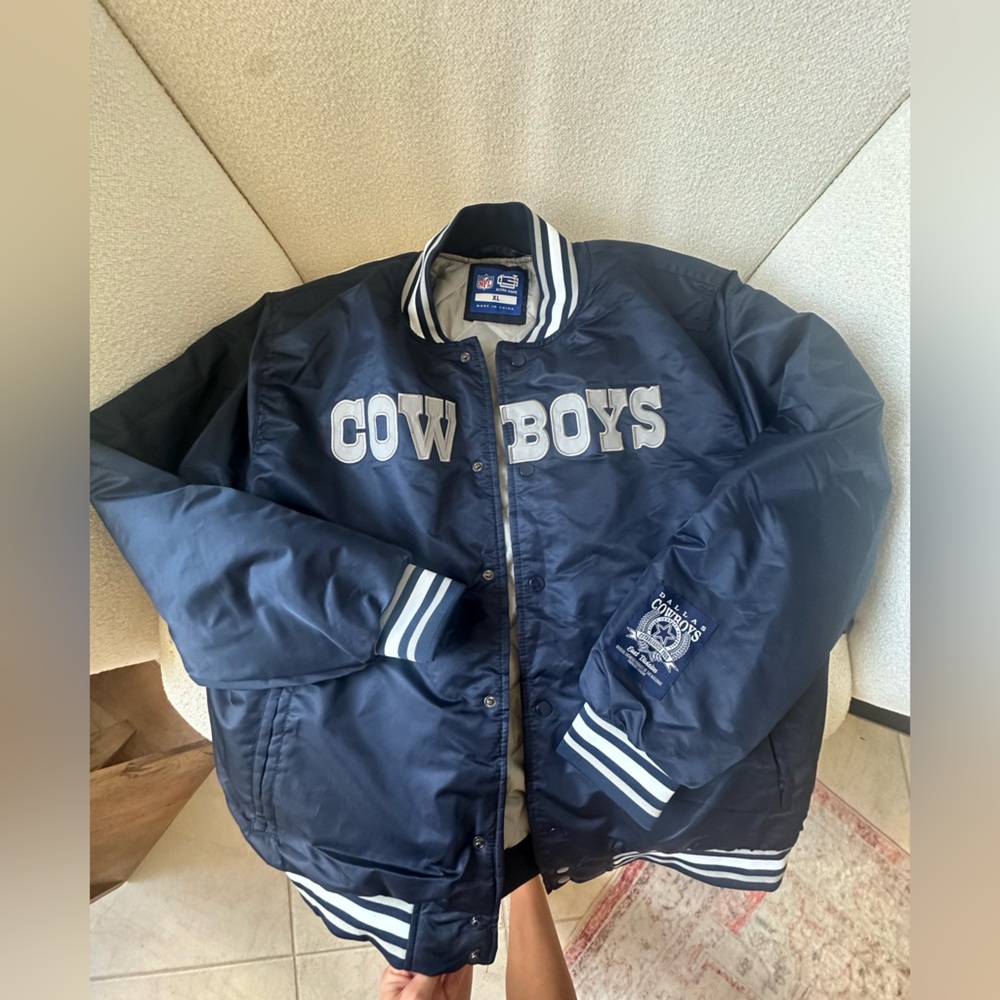NWT Dallas Cowboys Navy Blue bomber Jacket